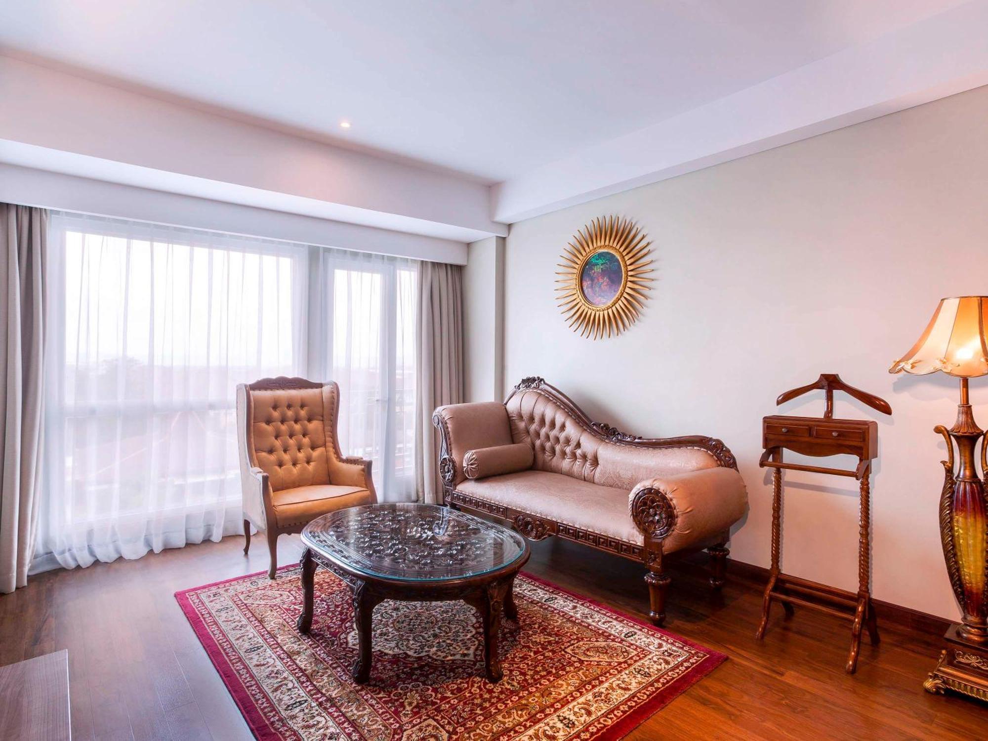 Grand Mercure Adi Sucipto Hotel