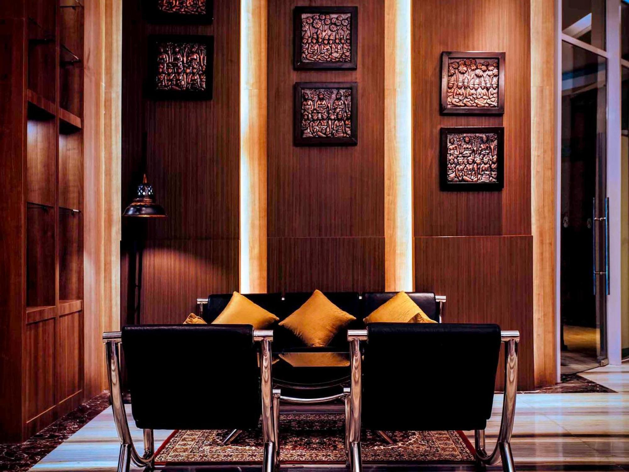 Grand Mercure Adi Sucipto 5*